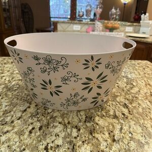 Temp-Tations Cream and Green Floral beverage tub